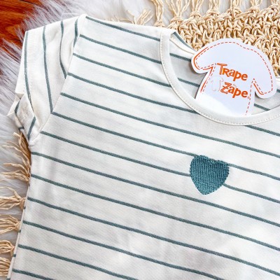  Conj. Blusa com Listras Coração e Short com Pérolas - Verde  